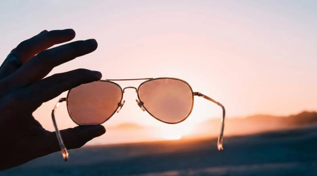 Avec de mauvaises lunettes de soleil